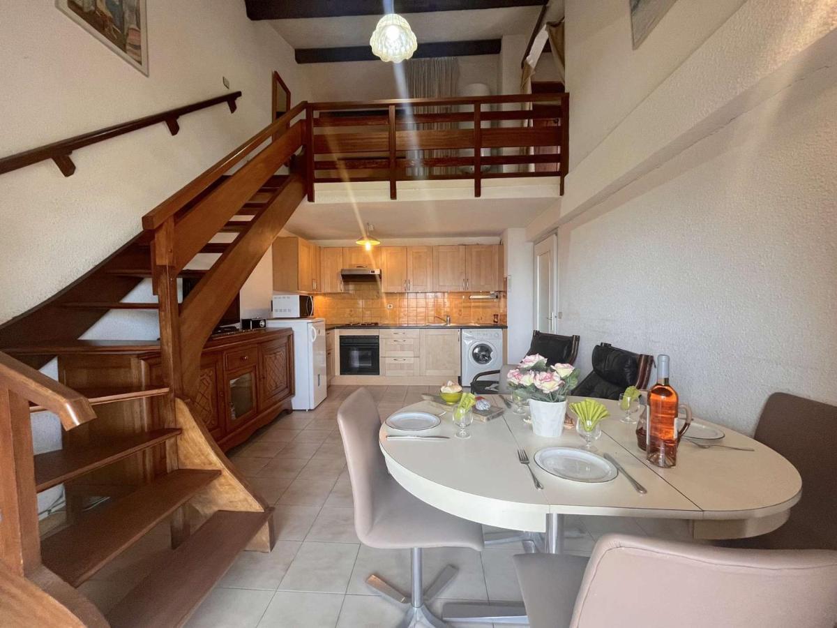 Apartment 2 Pieces Avec Mezzanine, Terrasse Et Parking, A 500m De La Plage - - Fr-1-226a-42 *