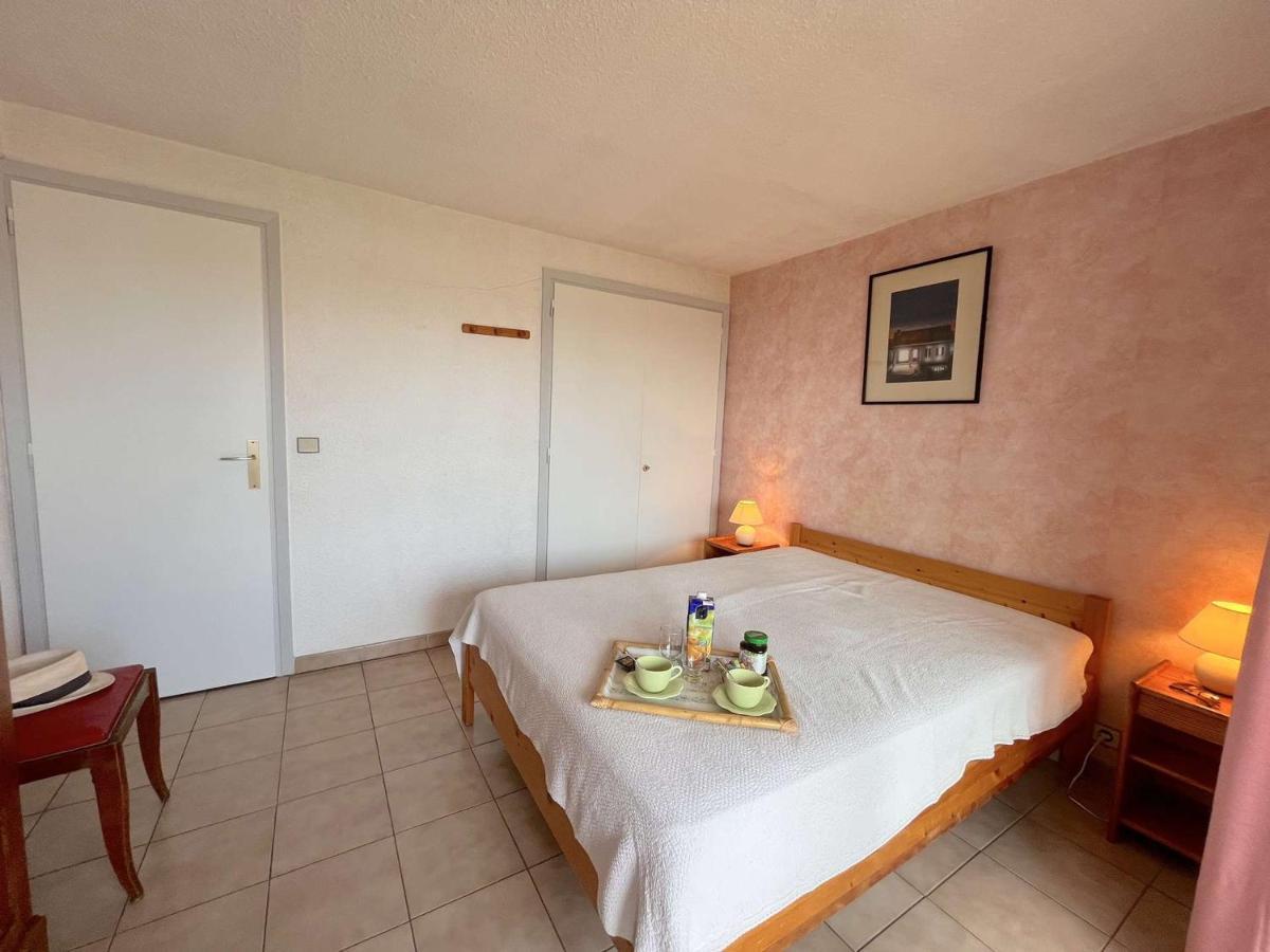 2 Pieces Avec Mezzanine, Terrasse Et Parking, A 500m De La Plage - - Fr-1-226a-42 *