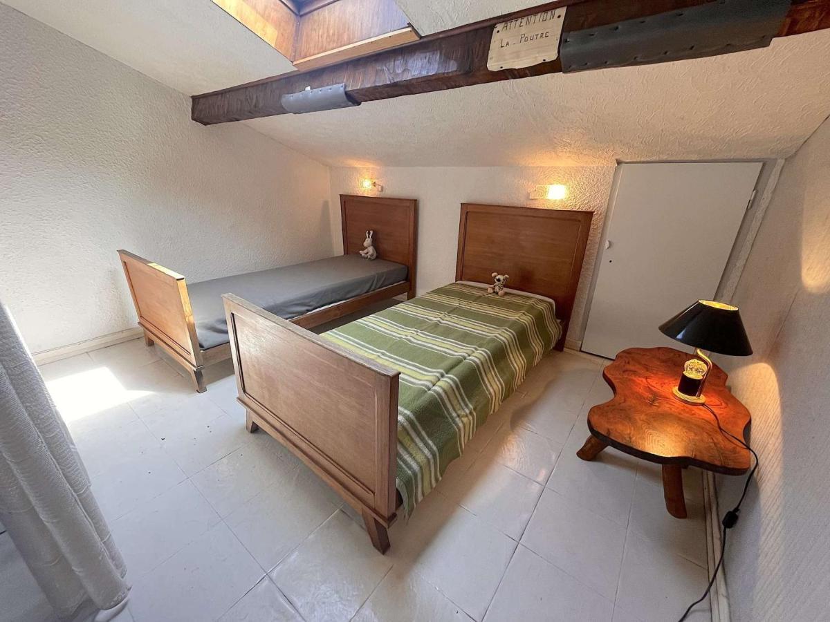 2 Pieces Avec Mezzanine, Terrasse Et Parking, A 500m De La Plage - - Fr-1-226a-42 * Frejus